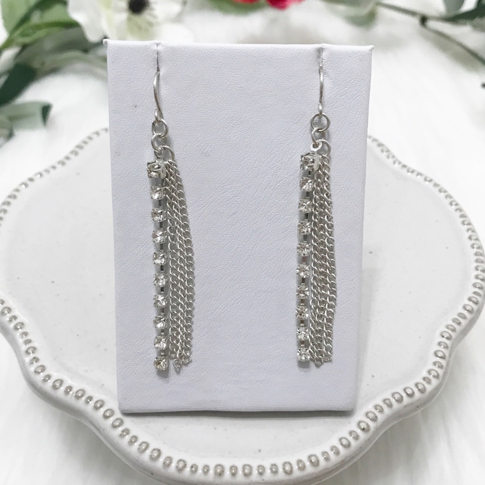 • Unbranded • Rhinestone Drops